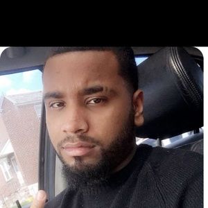 Meet your Posher, Carlos